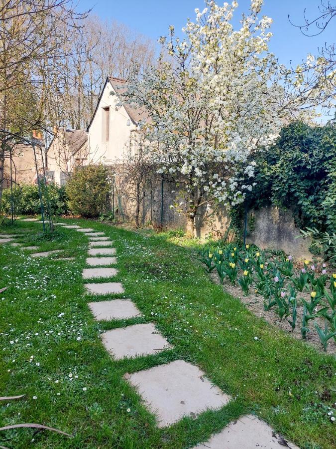 Le Huis Clos Amboise Exterior foto